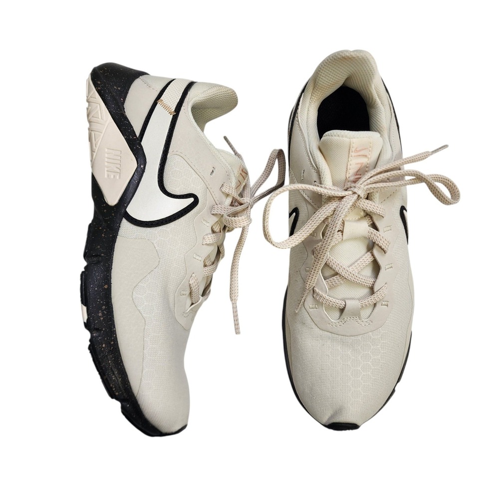 Nike Legend Essential 2 Womens Training Shoes Size 7.5 Sail Black White Gym Lift